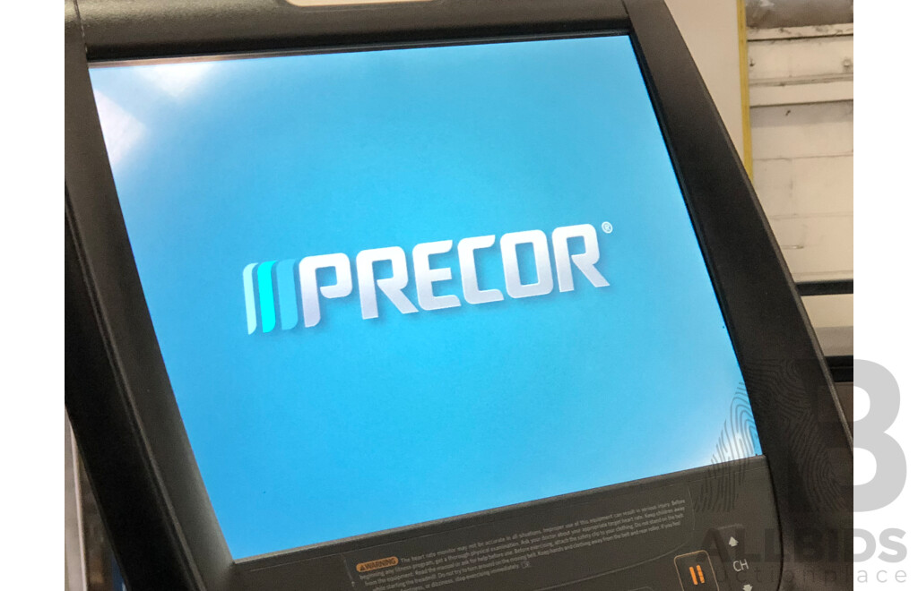 Precor TRM885 Treadmill with P82 Console