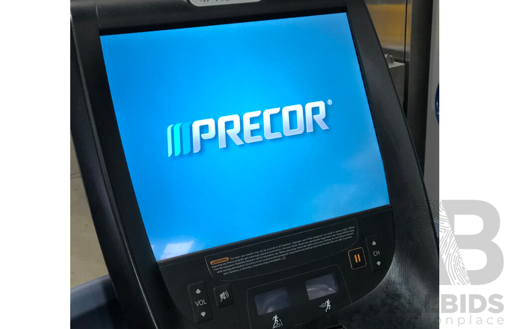 Precor TRM885 Treadmill with P82 Console