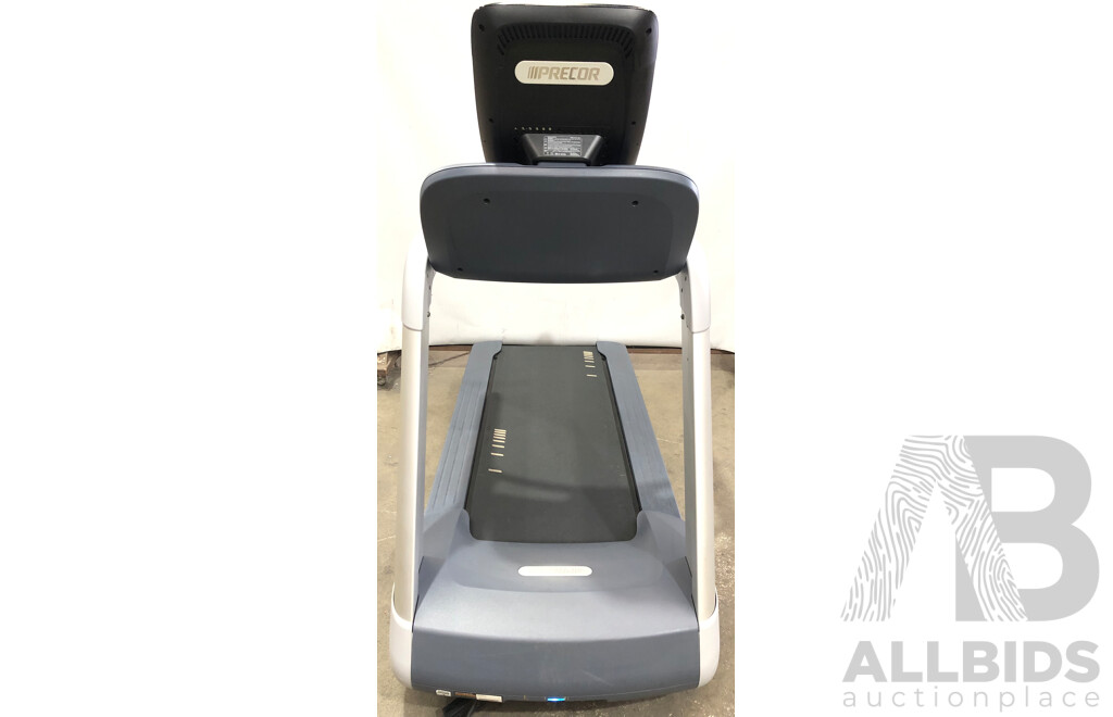 Precor TRM885 Treadmill with P82 Console
