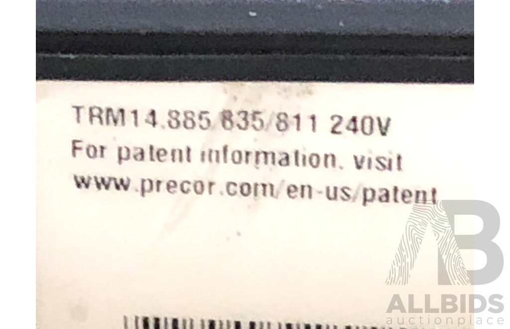 Precor TRM885 Treadmill with P82 Console
