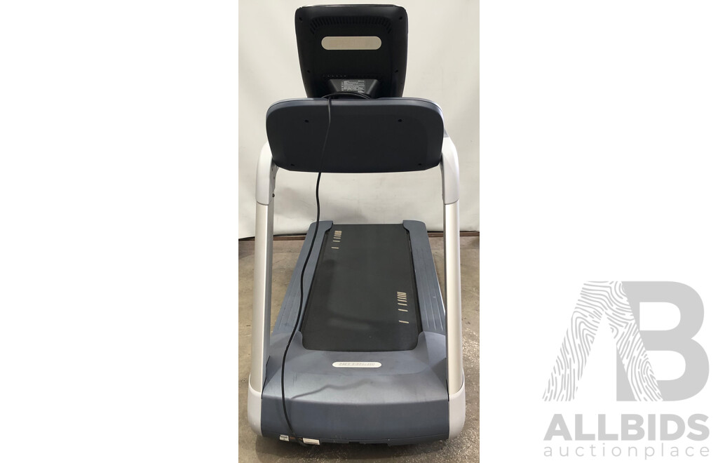 Precor TRM885 Treadmill with P82 Console