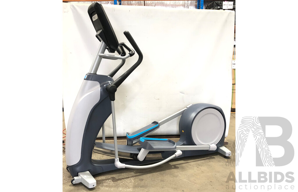 Precor EFX 885 Ellipitical Trainer with P82 Console