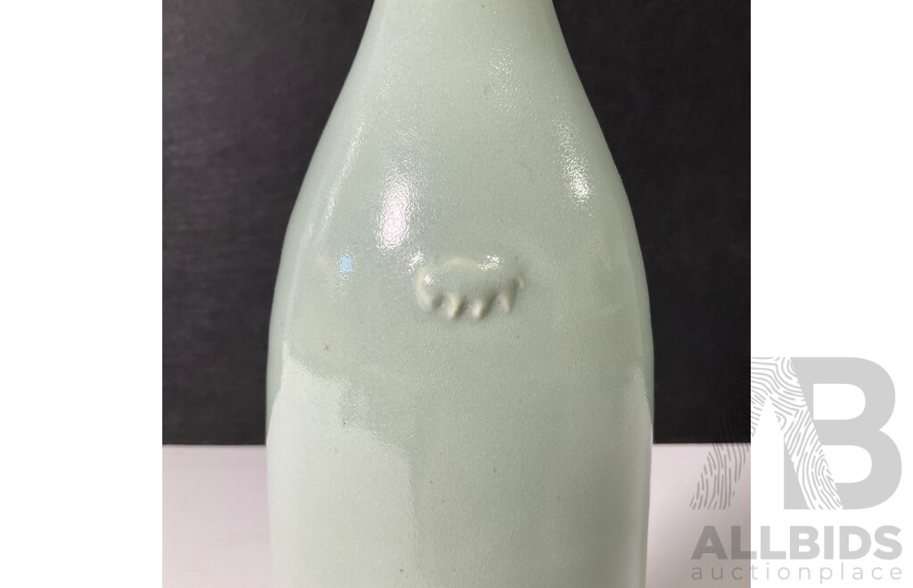 Bison Homewares Ceramic Swing Top Bottle