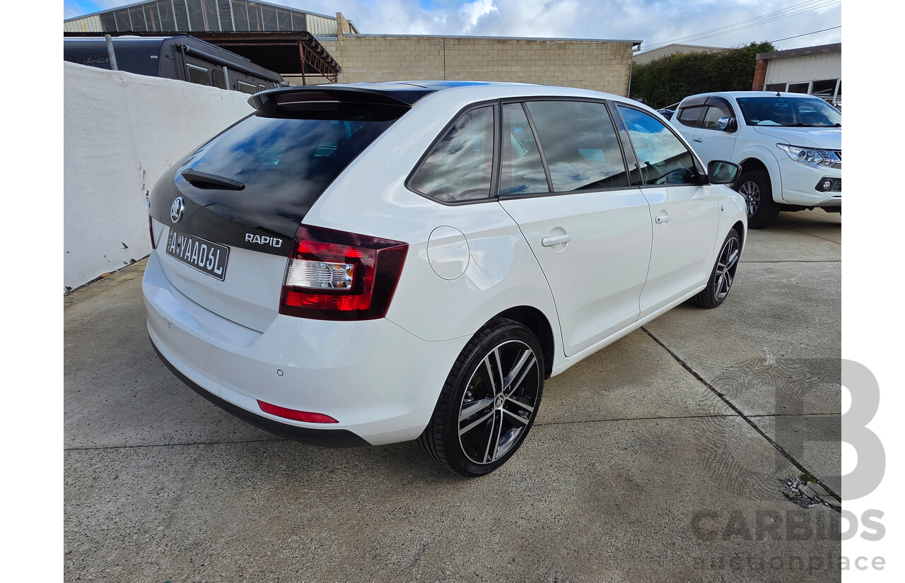 08/2014 Skoda Rapid Spaceback Elegance 90 TSI NH 4D Wagon White Turbo 1.4L