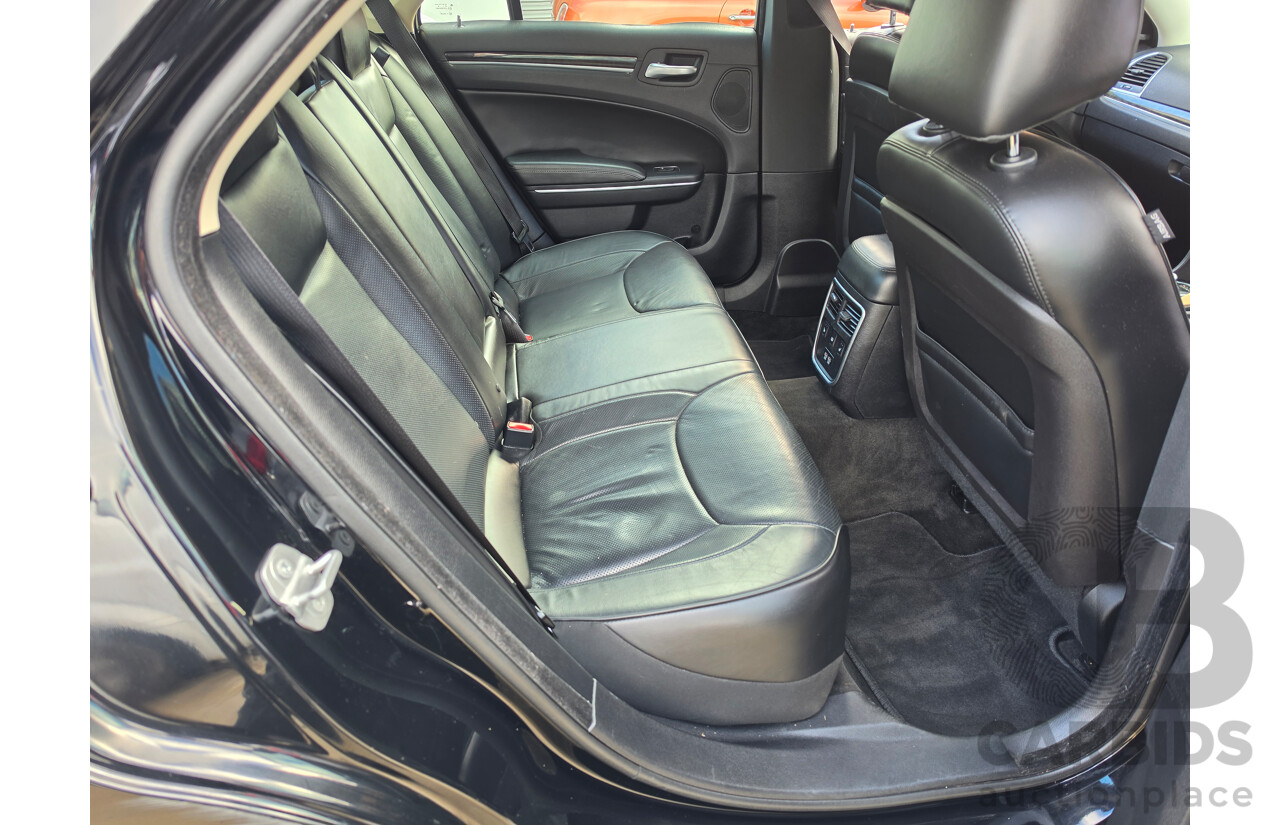 01/2016 Chrysler 300 C MY16 4D Sedan Black 3.6L