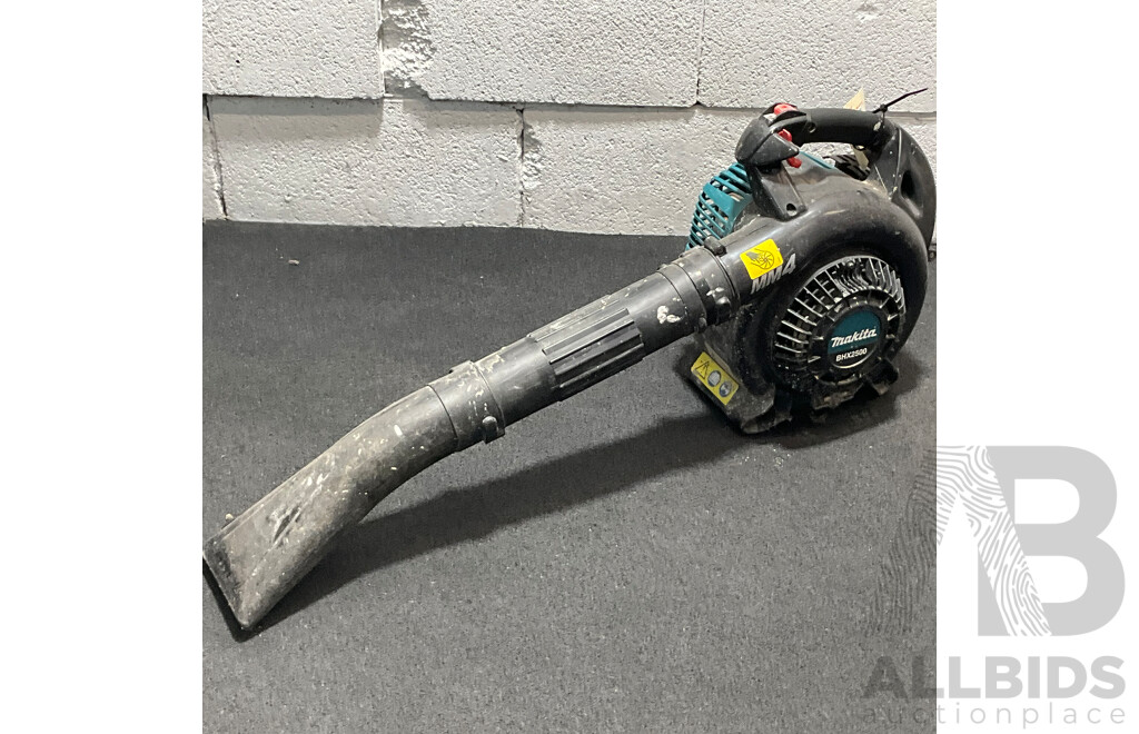 MAKITA Petrol Leaf Blower (BHX2500)