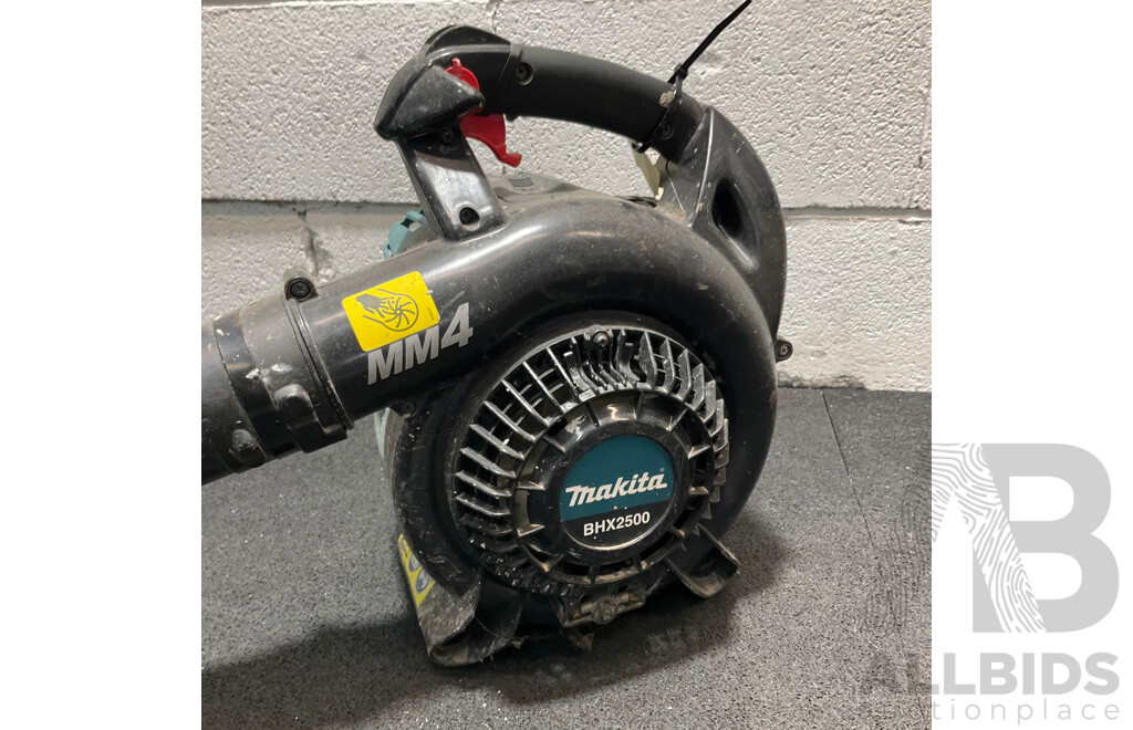 MAKITA Petrol Leaf Blower (BHX2500)