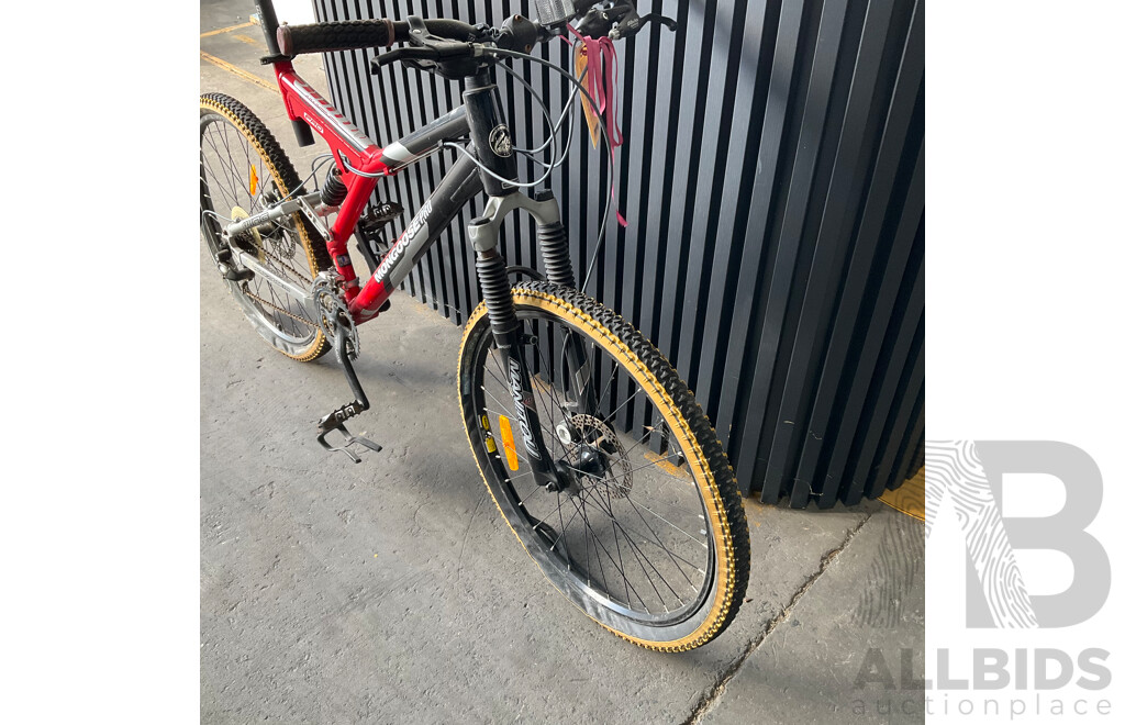 Mongoose Pro Wing Size L Bike
