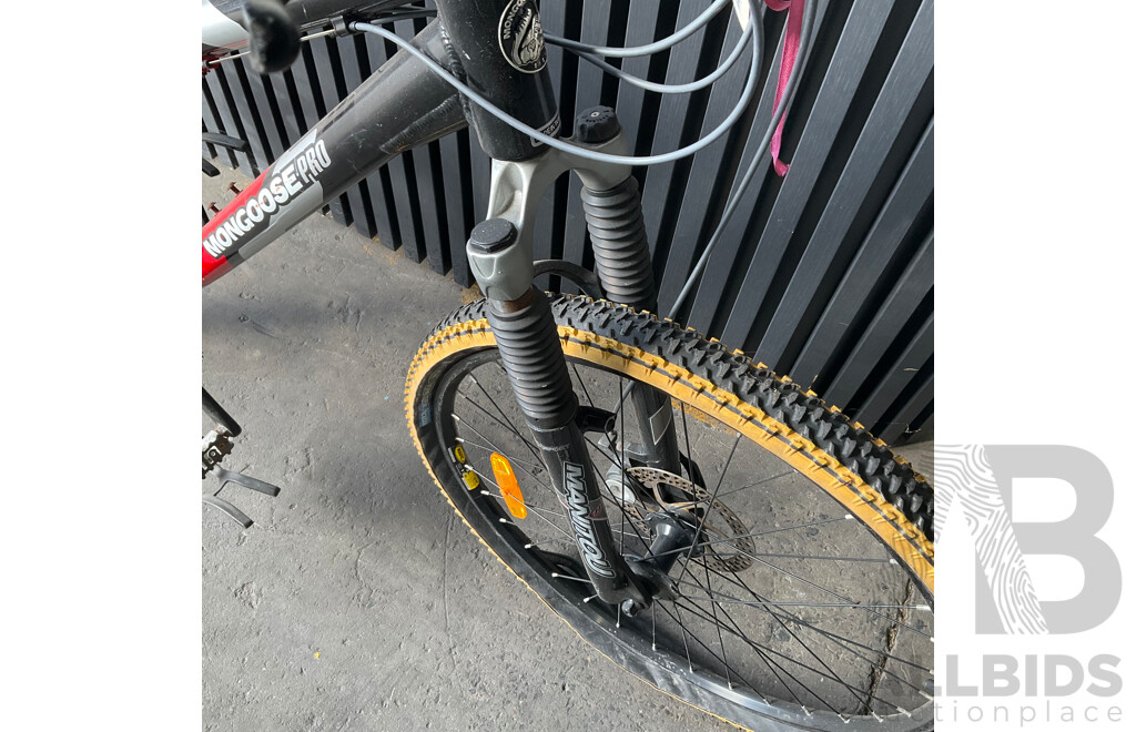 Mongoose Pro Wing Size L Bike