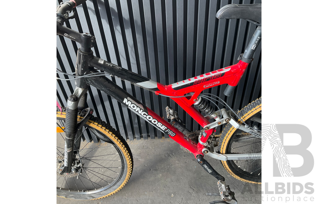 Mongoose Pro Wing Size L Bike