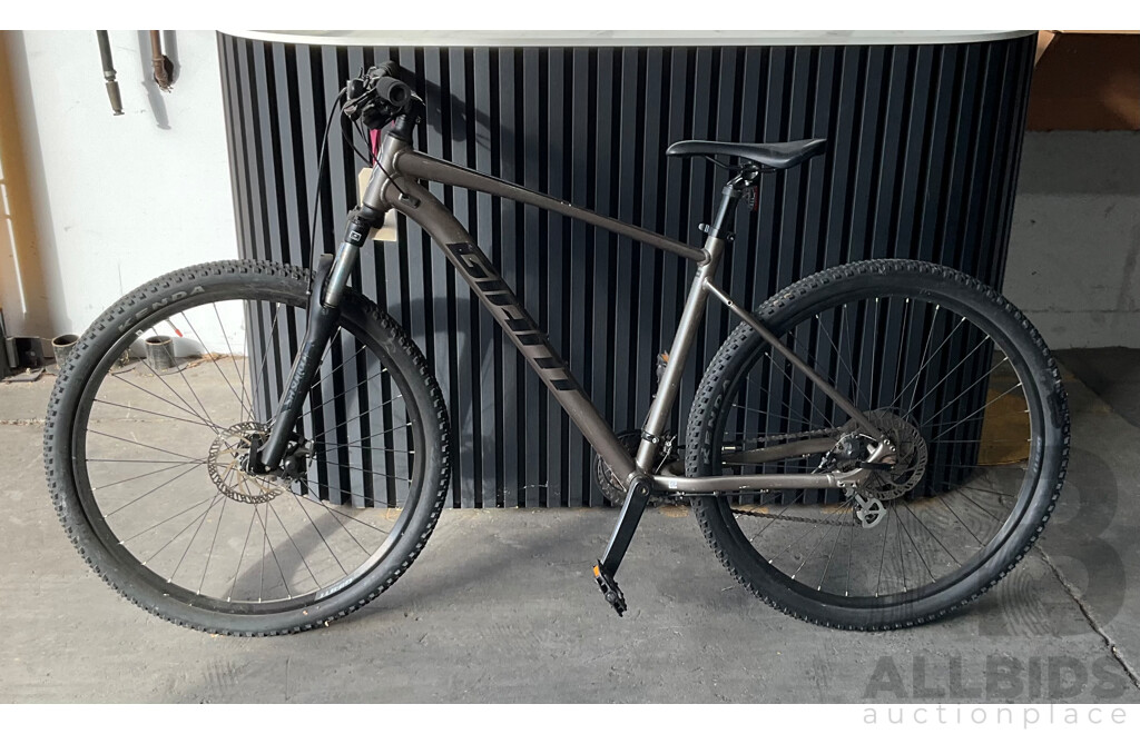 Giant Talon Size L (29'') Bike
