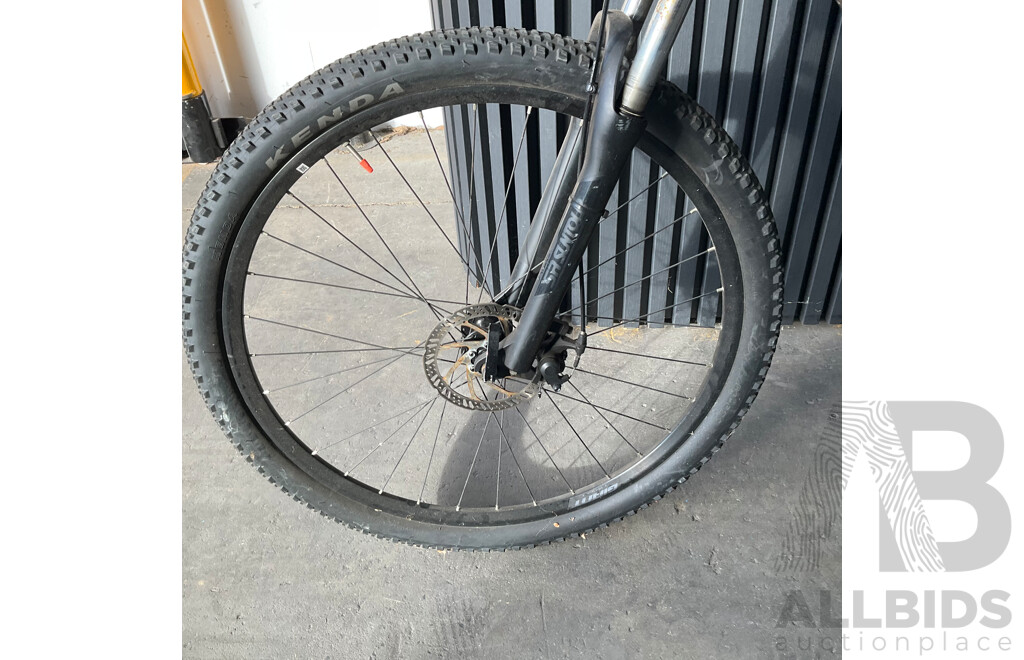 Giant Talon Size L (29'') Bike