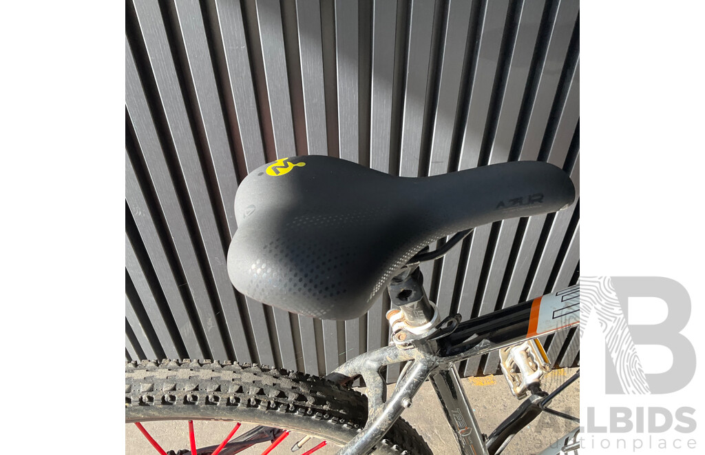 Merida Bignine Bike - Size 19''