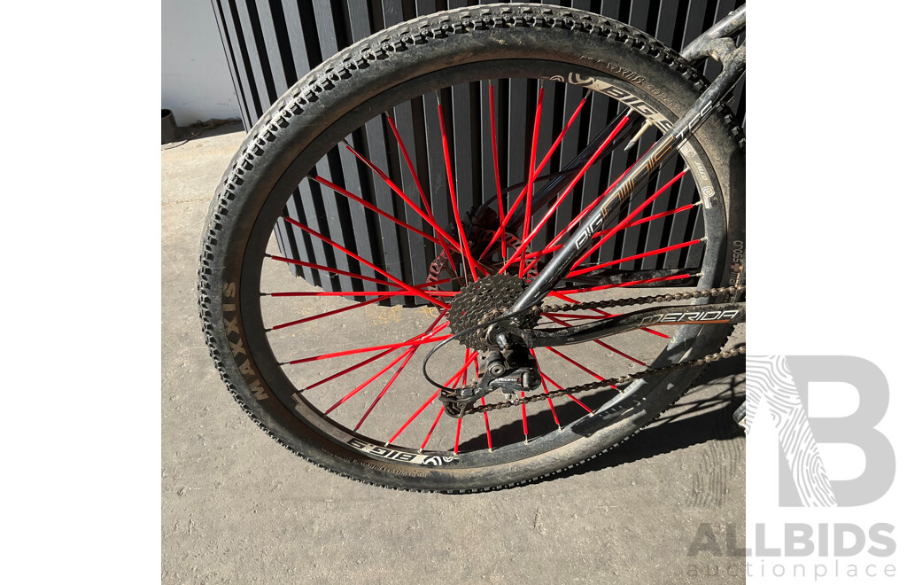 Merida Bignine Bike - Size 19''