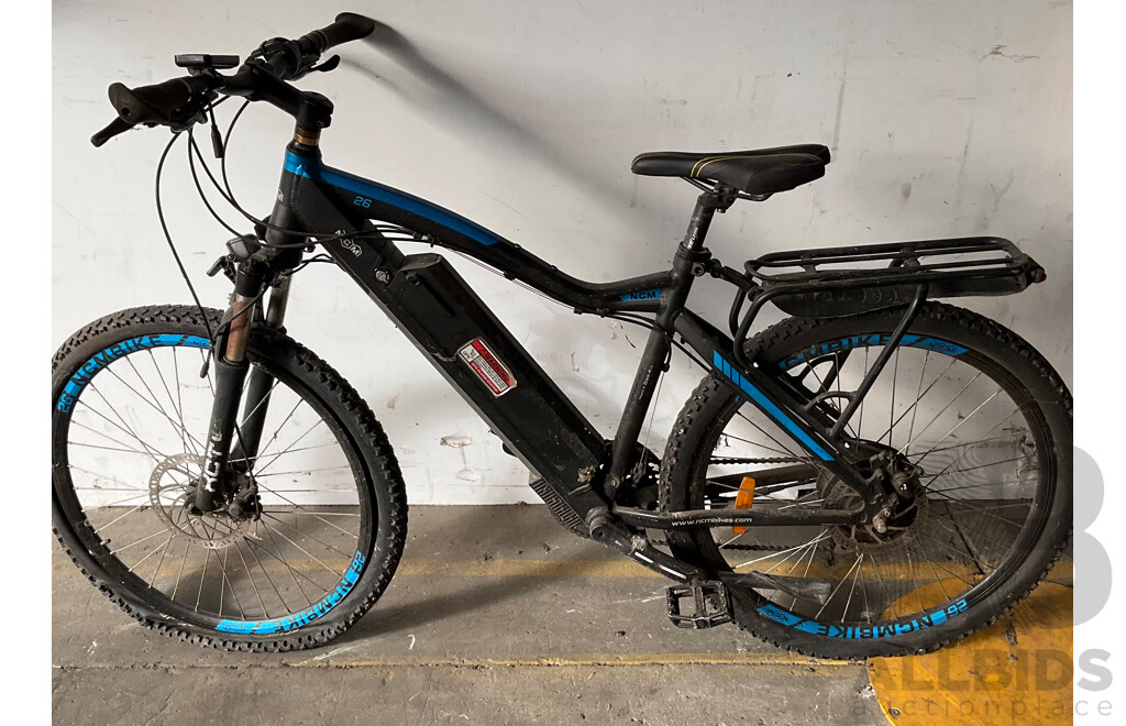 NCM Moscow 48V 26'' E-bike
