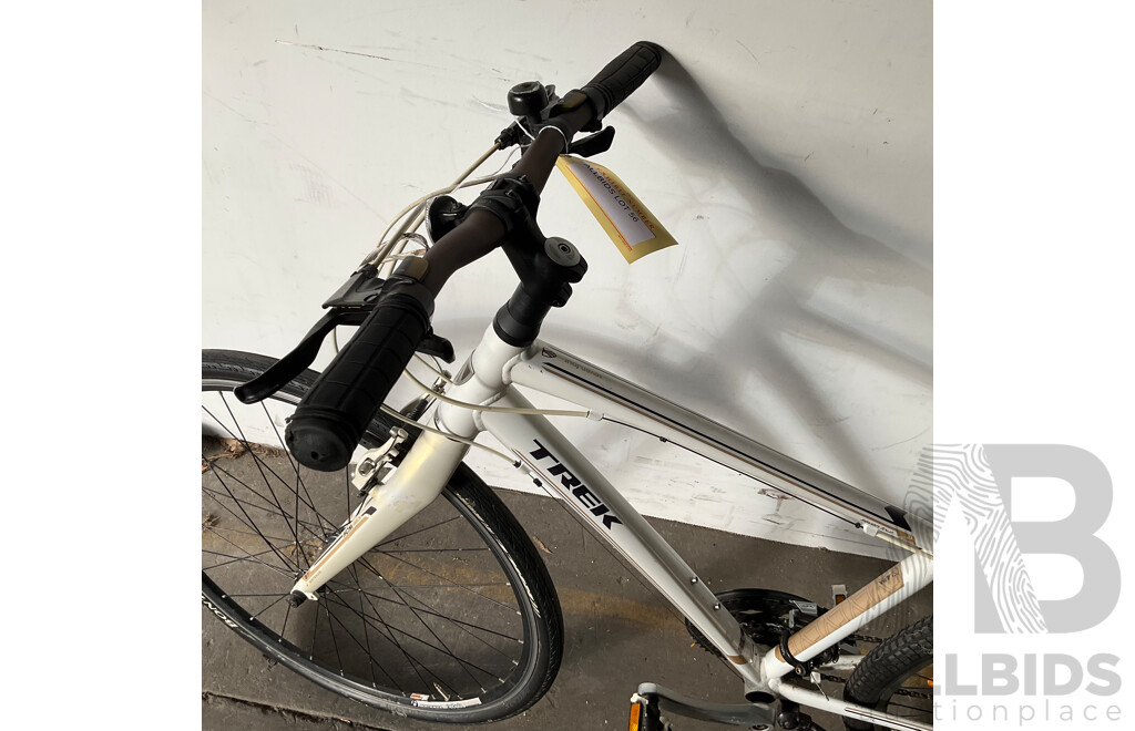 TREK 7.4 Woman's Bike
