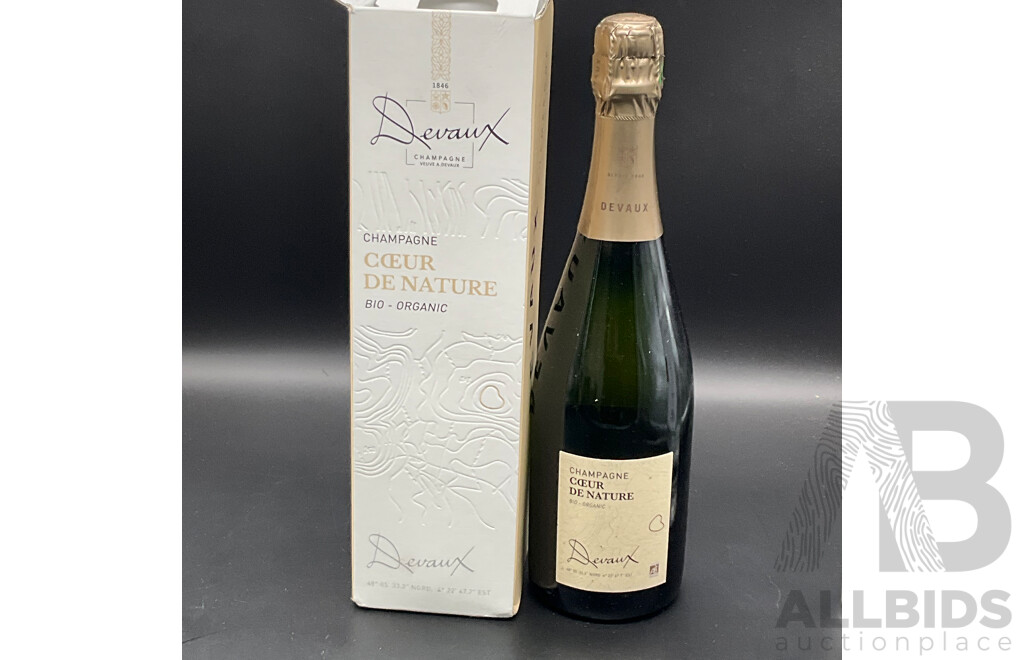 KETEL ONE Vodka 1000ml, Devaux Coeur De Nature Champagne 750ml - Lot of 2