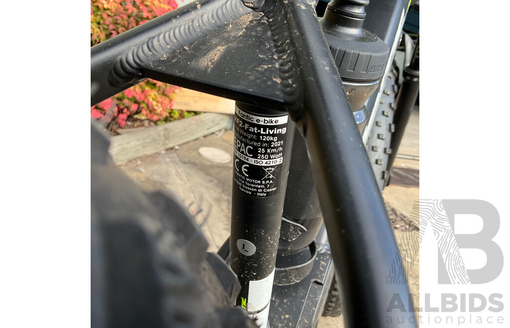 Fantic XF2-Fat-Living E- Bike - Size L
