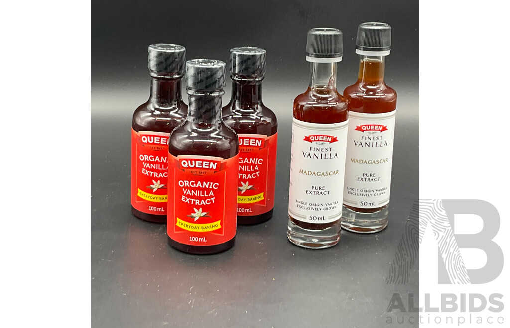 QUEEN Organic Vanilla Extract 100ml (x3) and Finest Vanilla Madagascar Pure Extract (x2) - Lot of 5