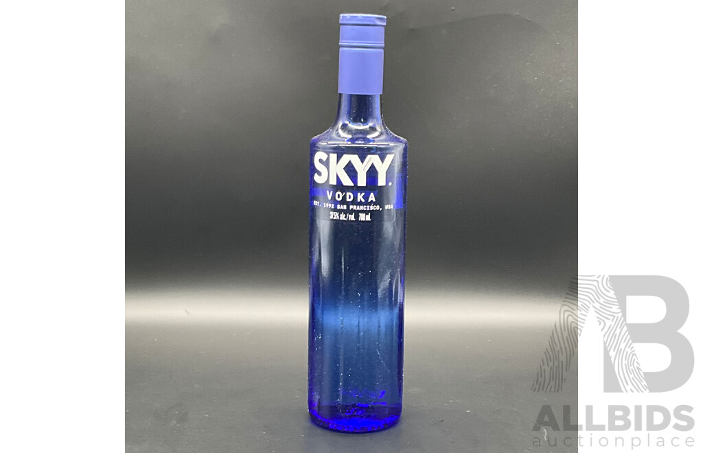 SKYY Vodka 700ml