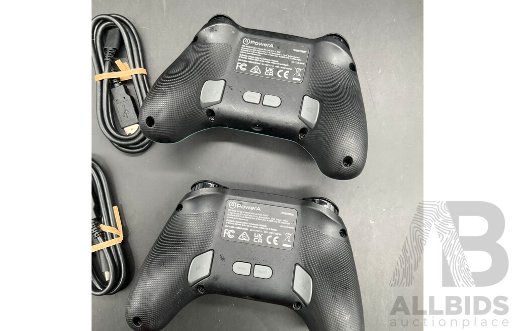 NINTENDO Switch MARIO Wired Controller - Lot of 2