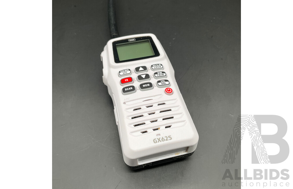 GME (GX625) White Handheld WHF Marine Radio