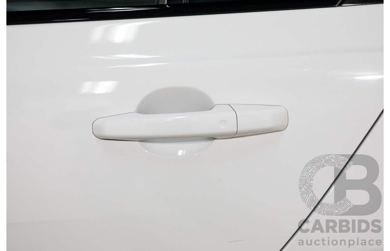 03/2018 Jaguar XE 20d R-Sport MY18 4d Sedan Polaris White Diesel Turbo 2.0L