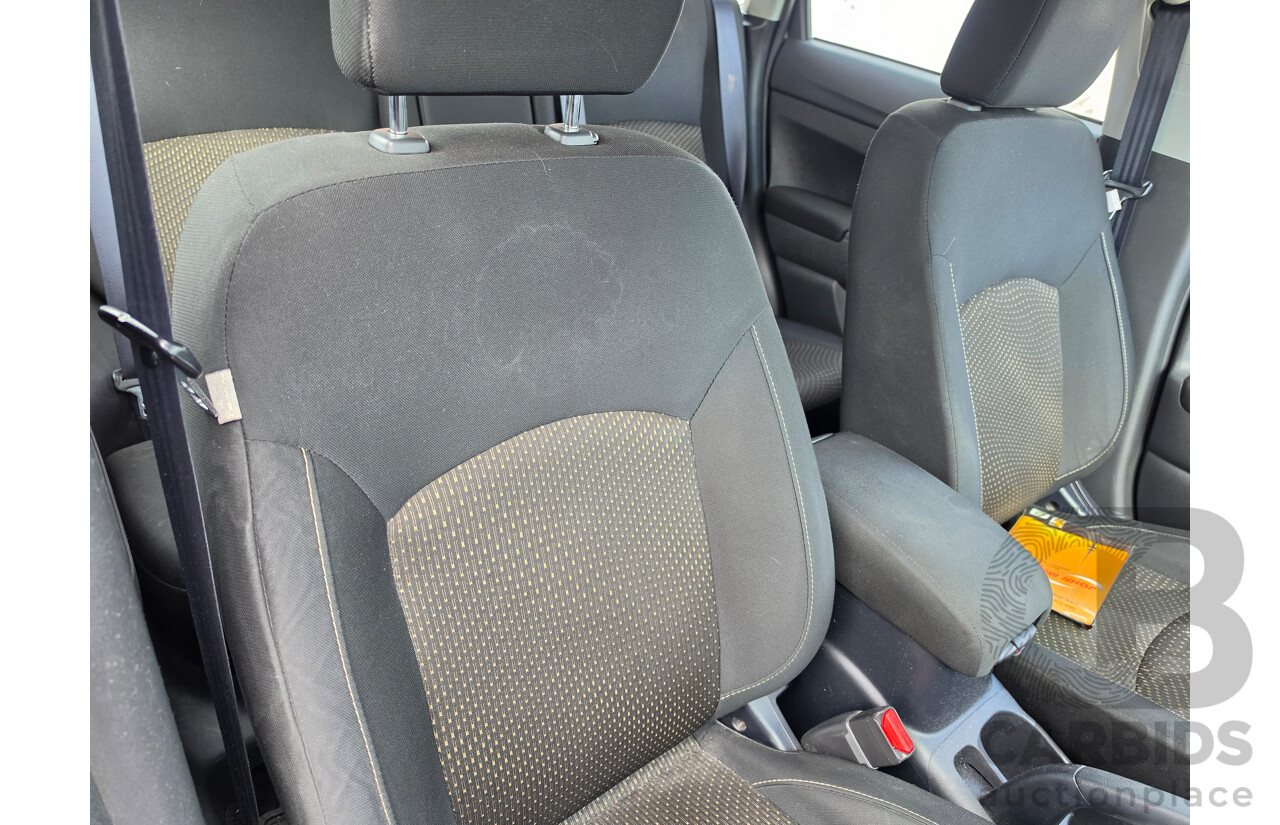 11/2013 Mitsubishi ASX (4wd) XB MY14 4d Wagon Grey 2.3L
