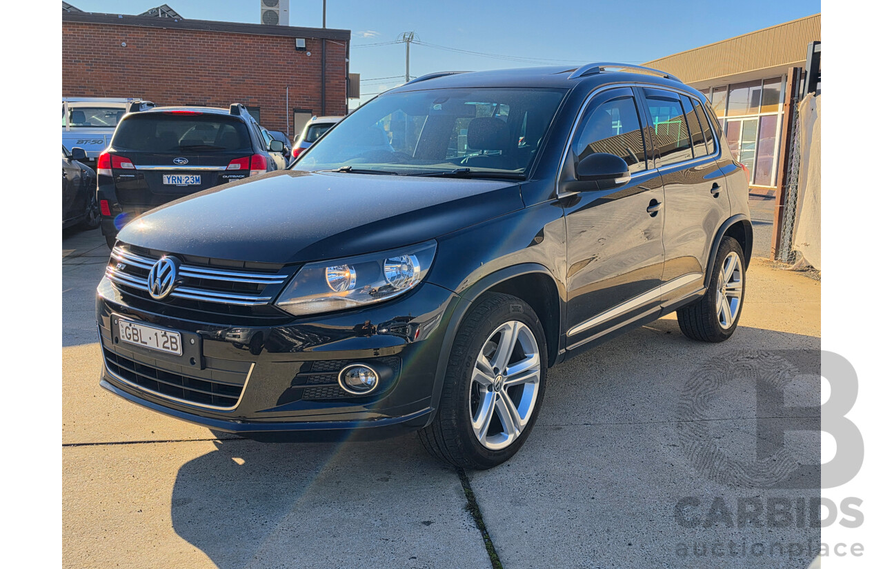 02/2016 Volkswagen Tiguan 155 TSI R-LINE (AWD) 5NC MY16 4D Wagon Black Turbo 2.0L
