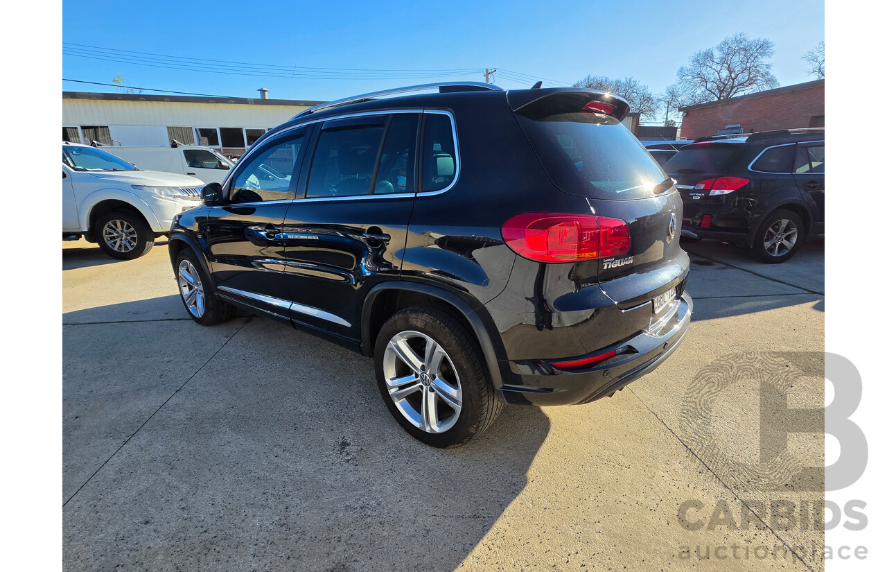 02/2016 Volkswagen Tiguan 155 TSI R-LINE (AWD) 5NC MY16 4D Wagon Black Turbo 2.0L