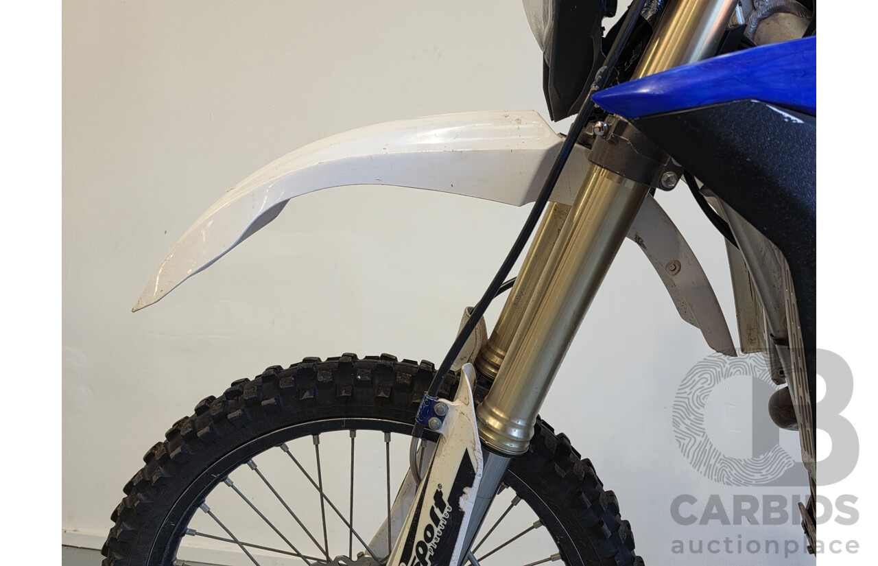 2/2012 Yamaha WR450 Motorcycle 449cc