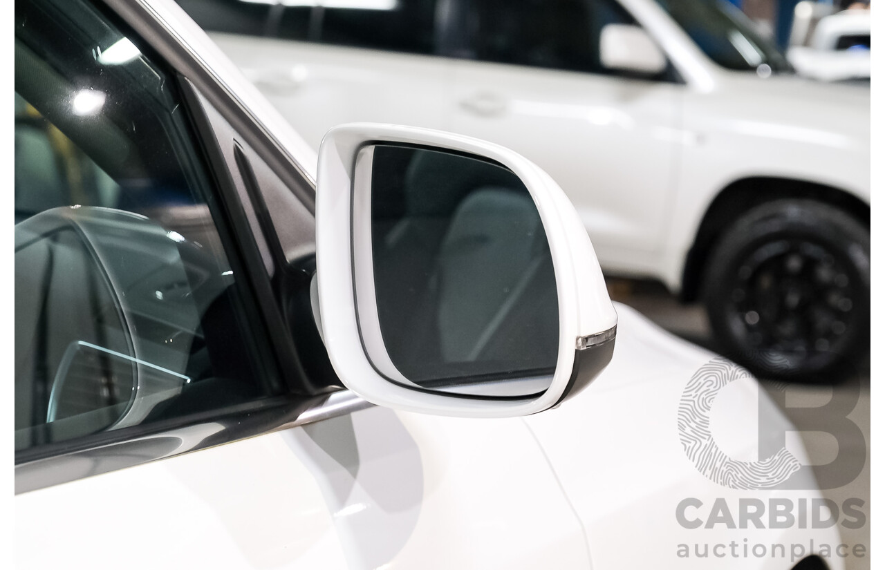 12/2011 Audi Q5 3.0 TDI Quattro 8R MY12 4d Wagon Ibis White  Diesel Turbo 3.0L