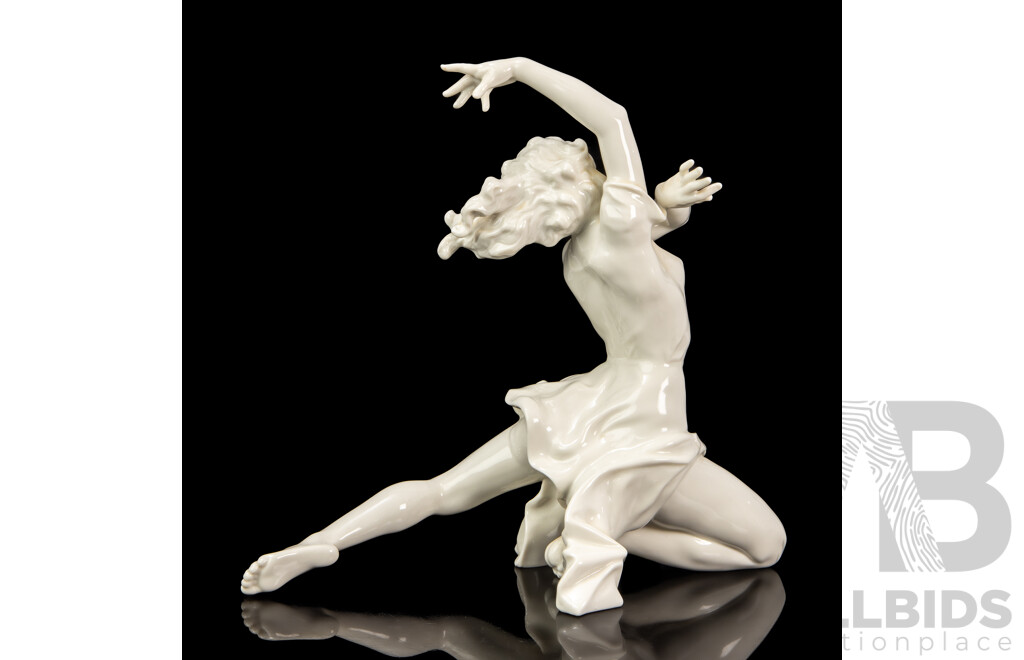 the Finale, Female Dancer Porcelain Figure, By Hutschenreuther in Germany