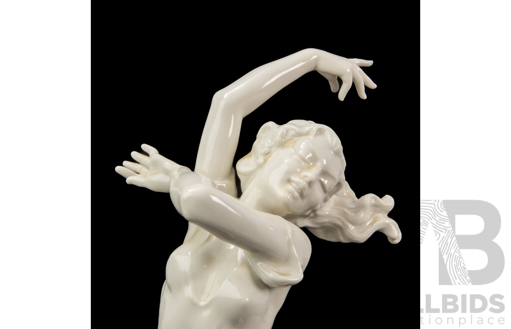 the Finale, Female Dancer Porcelain Figure, By Hutschenreuther in Germany