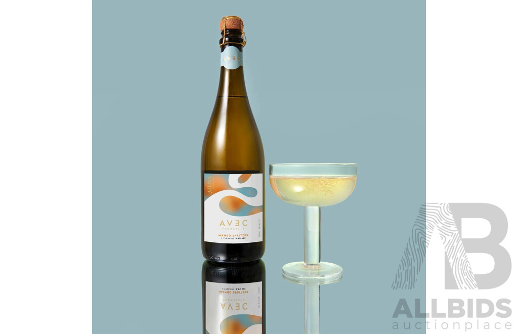 Two AVEC Mango Spritzer Cases