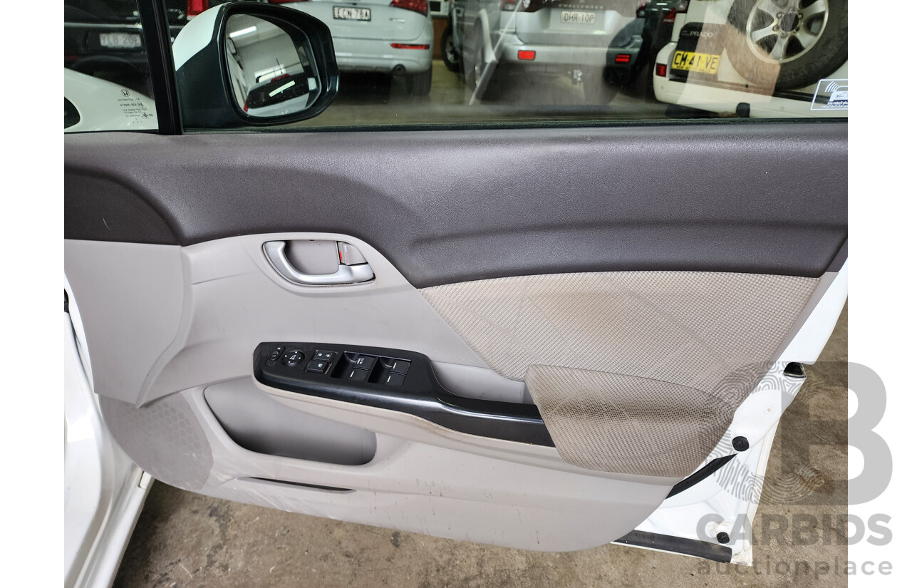 8/2012 Honda Civic VTi SERIES 2 4d Sedan White 1.8L