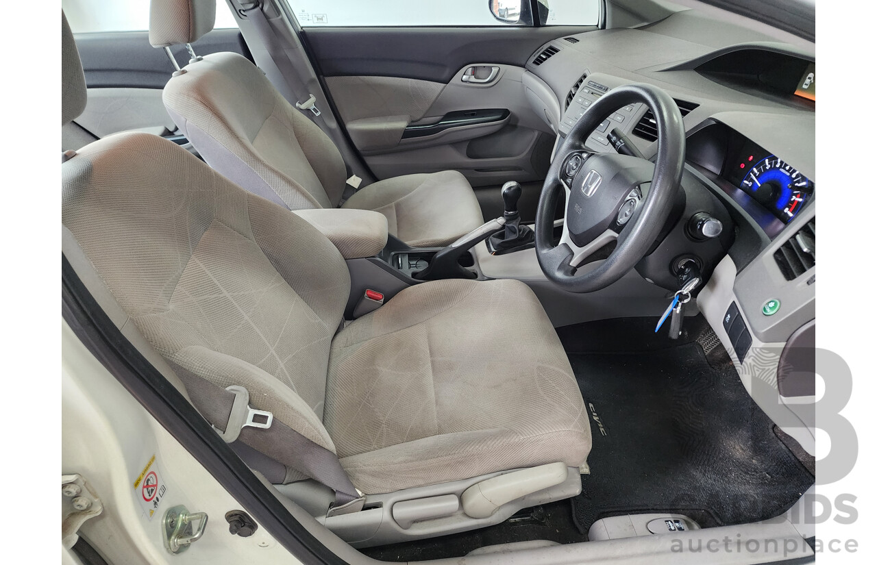 8/2012 Honda Civic VTi SERIES 2 4d Sedan White 1.8L