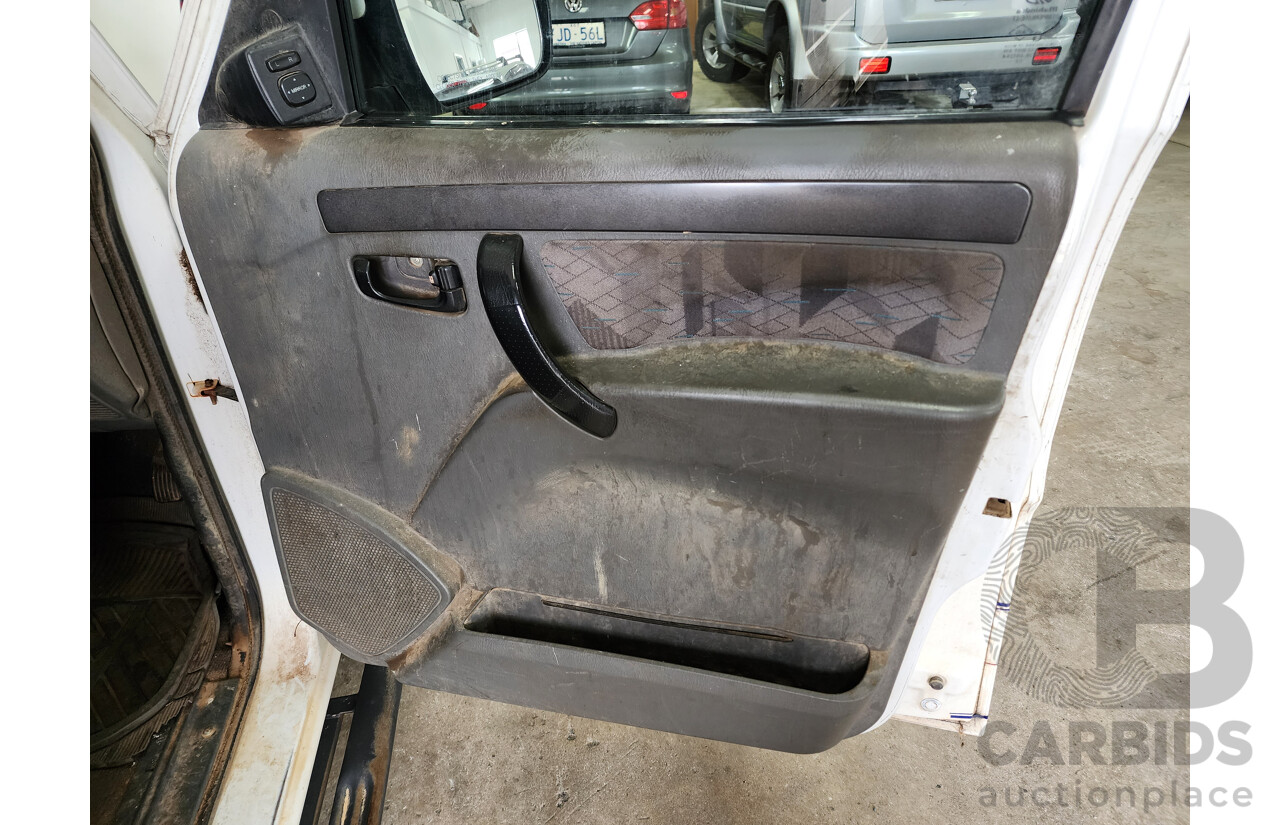 10/2012 Mahindra Pik-Up (4x4) S5 11 UPGRADE C/Chas White 2.2L