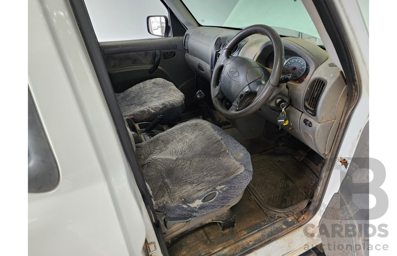 10/2012 Mahindra Pik-Up (4x4) S5 11 UPGRADE C/Chas White 2.2L