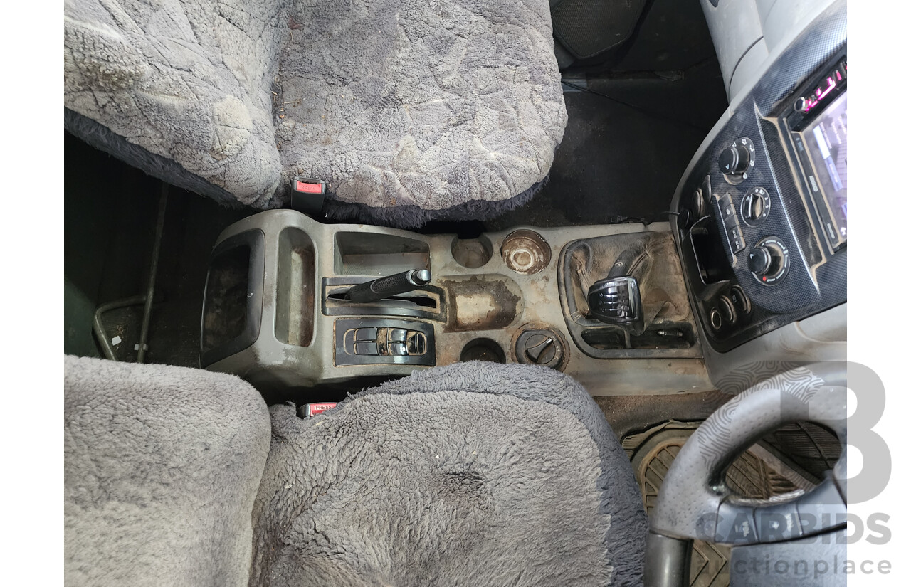 10/2012 Mahindra Pik-Up (4x4) S5 11 UPGRADE C/Chas White 2.2L
