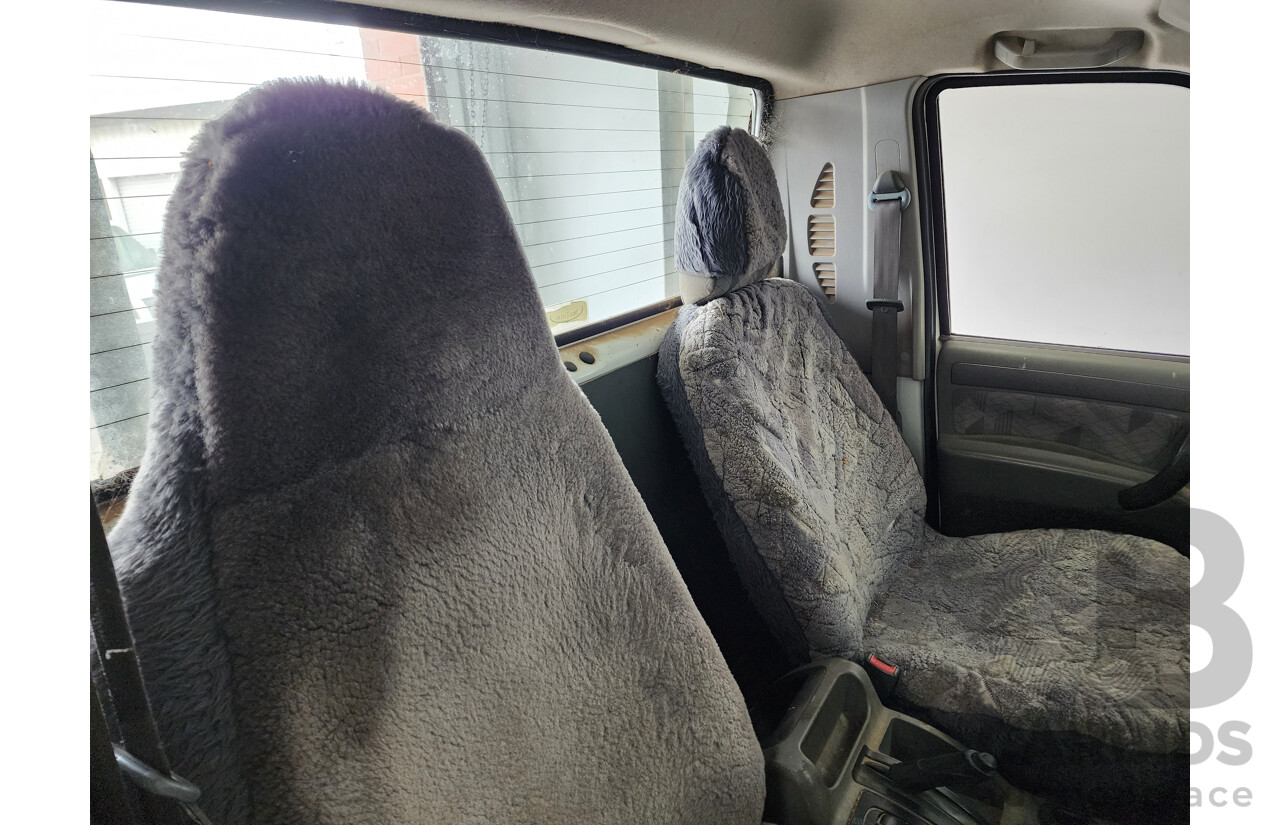 10/2012 Mahindra Pik-Up (4x4) S5 11 UPGRADE C/Chas White 2.2L
