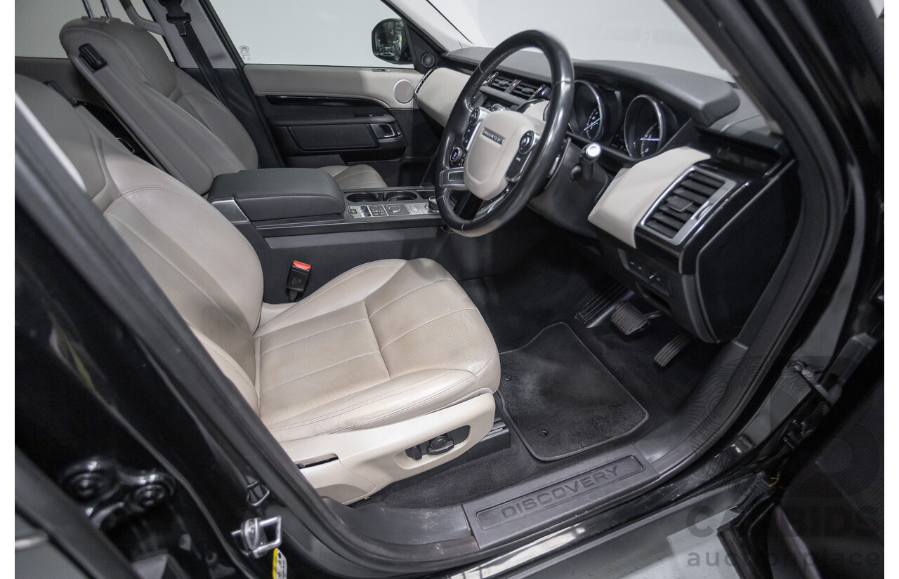 10/2017 Land Rover Discovery TD4 SE (AWD) MY17 4d Wagon Santorini Black Metallic Turbo Diesel 2.0L
