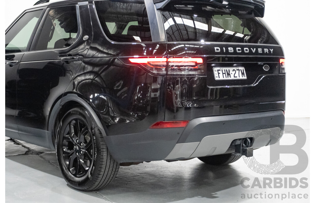 10/2017 Land Rover Discovery TD4 SE (AWD) MY17 4d Wagon Santorini Black Metallic Turbo Diesel 2.0L