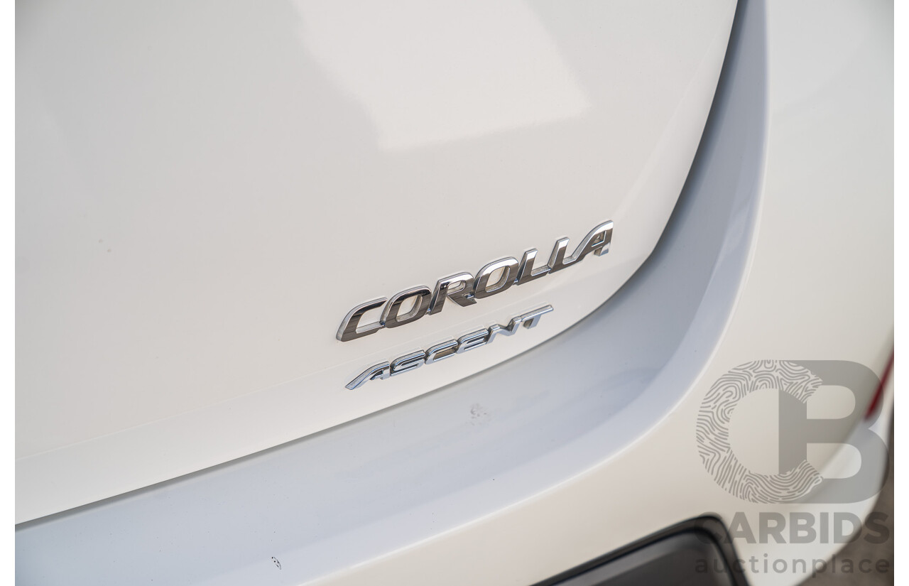3/2015 Toyota Corolla Ascent ZRE172R 4d Sedan Glacier White 1.8L