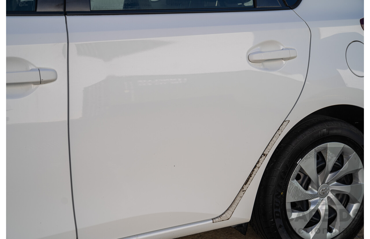 3/2015 Toyota Corolla Ascent ZRE172R 4d Sedan Glacier White 1.8L