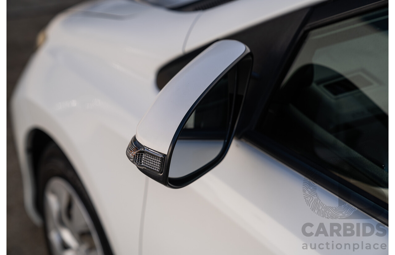 3/2015 Toyota Corolla Ascent ZRE172R 4d Sedan Glacier White 1.8L