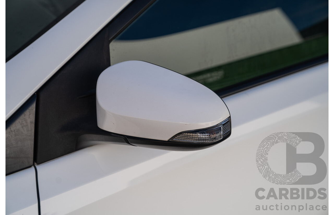 3/2015 Toyota Corolla Ascent ZRE172R 4d Sedan Glacier White 1.8L