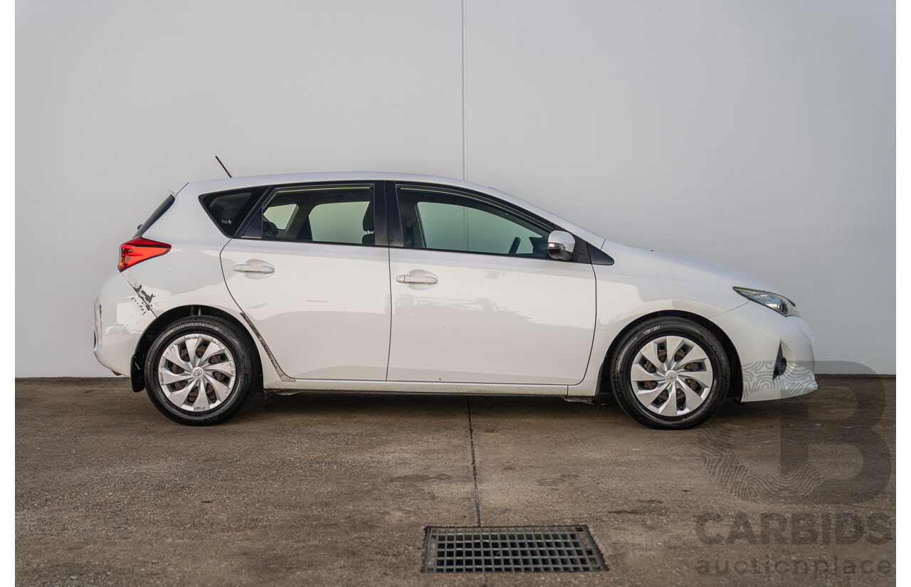 3/2015 Toyota Corolla Ascent ZRE172R 4d Sedan Glacier White 1.8L