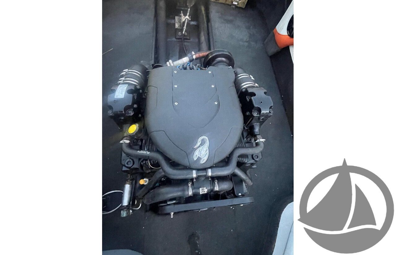 NO RESERVE - 2008 Lewis Outback Ski Boat, 6.2 Mercruiser Scorpio V8, 337 Hrs