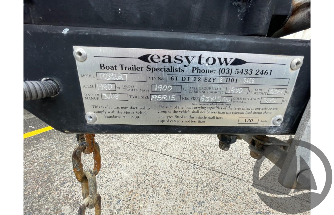 NO RESERVE - 2008 Lewis Outback Ski Boat, 6.2 Mercruiser Scorpio V8, 337 Hrs